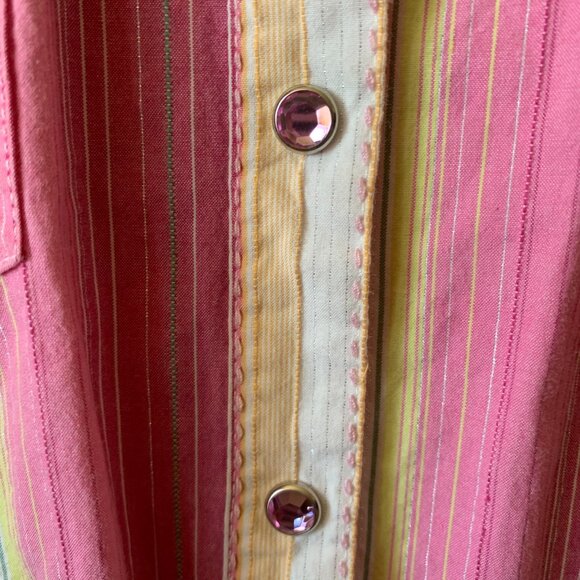 button down - Picture 3 of 3